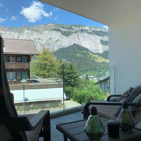 Montanas - Luxuswohnung Mit Kamin - Nahe Caumasee & Talstation Flims Dış mekan fotoğraf